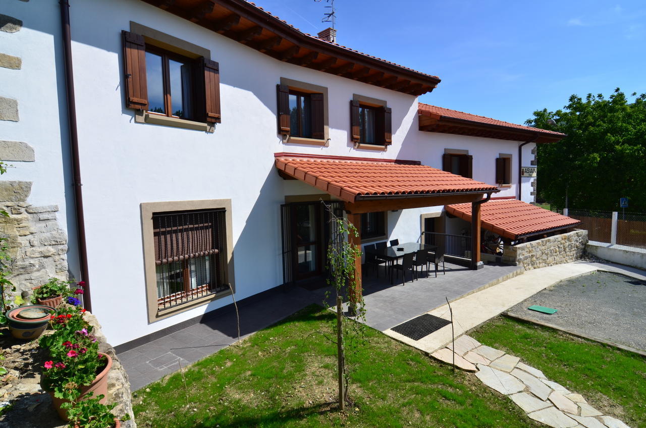 Gasthaus Casa De La Cadena Asiáin Exterior foto