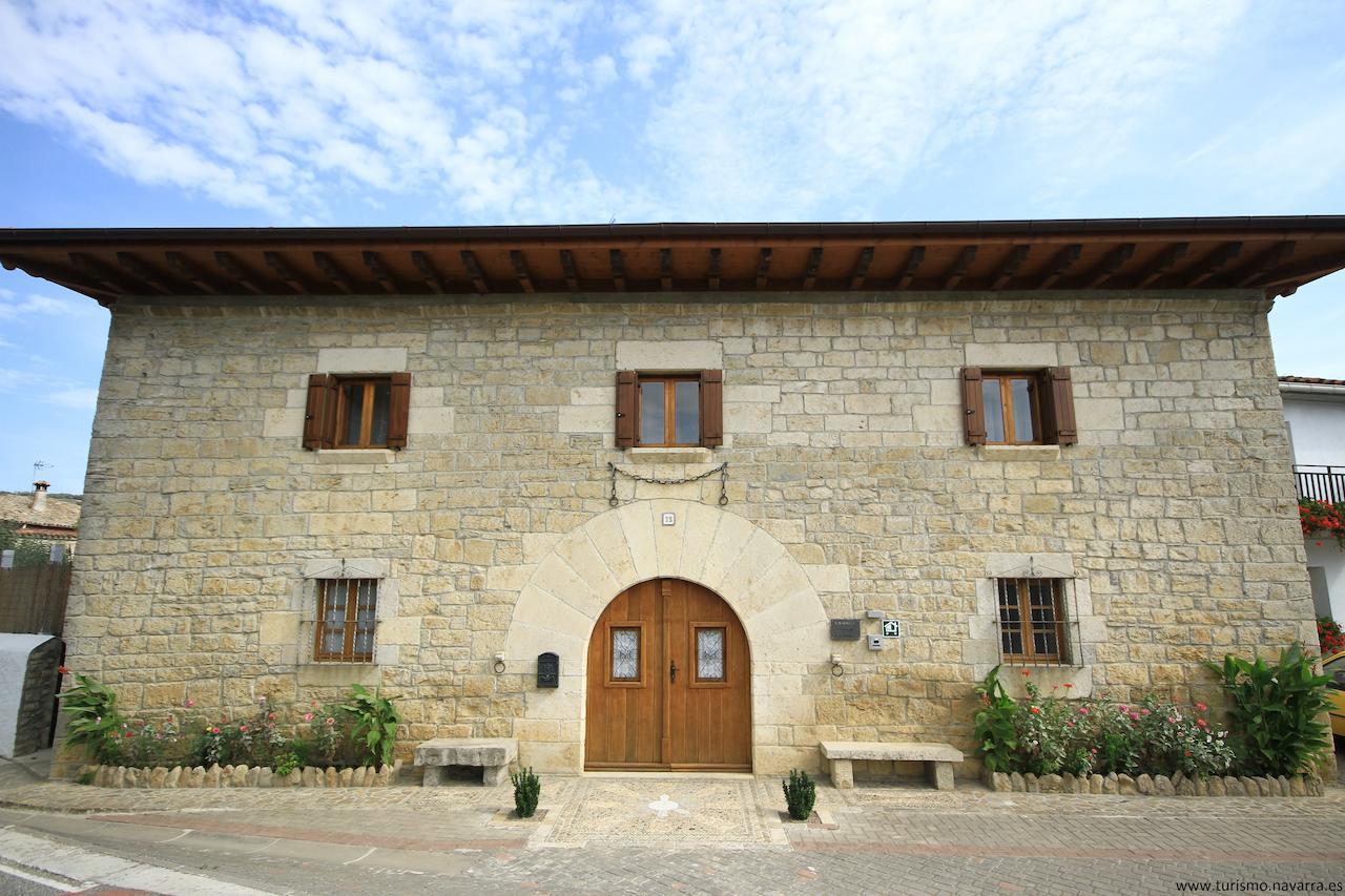Gasthaus Casa De La Cadena Asiáin Exterior foto