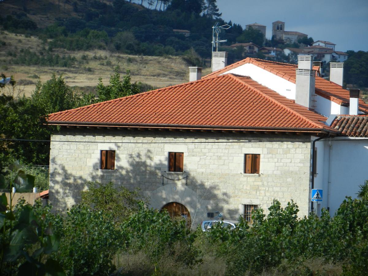 Gasthaus Casa De La Cadena Asiáin Exterior foto